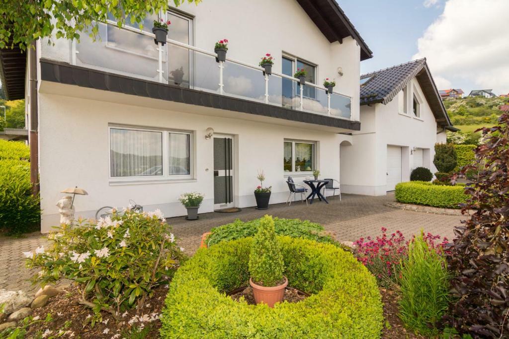 Ferienwohnung Gross B ชไลเดิน ภายนอก รูปภาพ